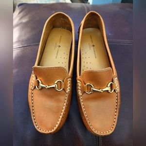 Mercanti Fiorentini size 8 caramel color loafers